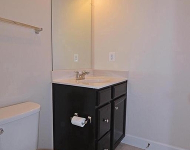 10684 Viewmont Lane - Photo Thumbnail 42