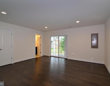 10684 Viewmont Lane - Photo Thumbnail 37