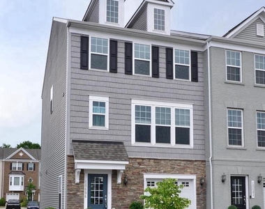 10684 Viewmont Lane - Photo Thumbnail 49