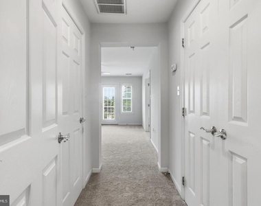 728 Vestal Street - Photo Thumbnail 27