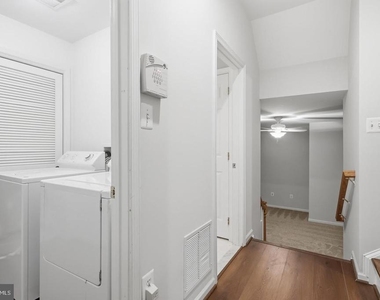 728 Vestal Street - Photo Thumbnail 36