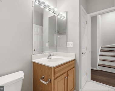 728 Vestal Street - Photo Thumbnail 38