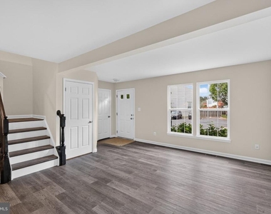 17401 Kagera Drive - Photo Thumbnail 6