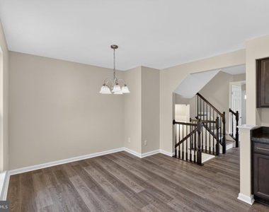 17401 Kagera Drive - Photo Thumbnail 10