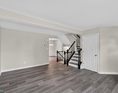 17401 Kagera Drive - Photo Thumbnail 7