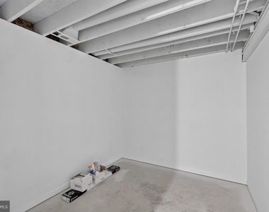 17401 Kagera Drive - Photo Thumbnail 34