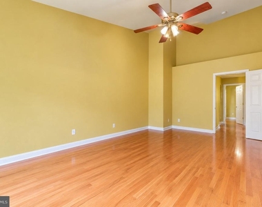 12431 Goa Place - Photo Thumbnail 9