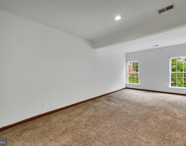 42704 Sandman Terrace - Photo Thumbnail 31