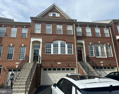 25147 Cutgrass Terrace - Photo Thumbnail 1