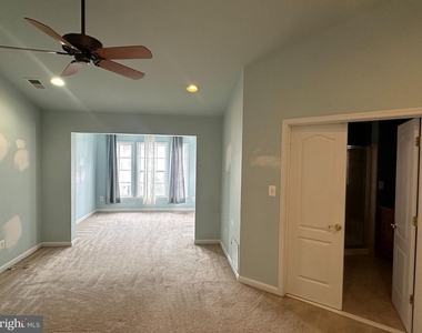 25147 Cutgrass Terrace - Photo Thumbnail 18