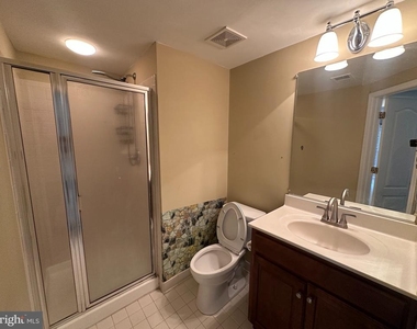 25147 Cutgrass Terrace - Photo Thumbnail 35