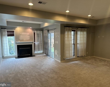 25147 Cutgrass Terrace - Photo Thumbnail 33
