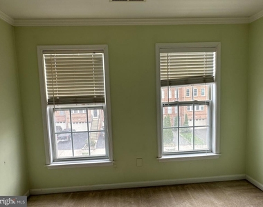 25147 Cutgrass Terrace - Photo Thumbnail 27