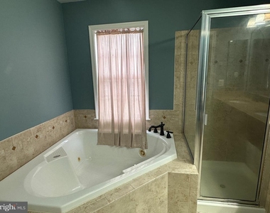 25147 Cutgrass Terrace - Photo Thumbnail 23