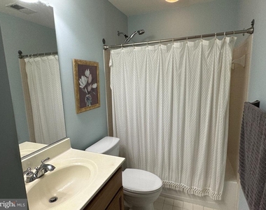25147 Cutgrass Terrace - Photo Thumbnail 31