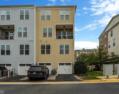 42790 Lauder Terrace - Photo Thumbnail 49
