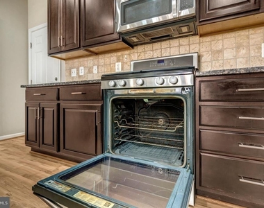 42790 Lauder Terrace - Photo Thumbnail 21