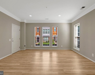 42790 Lauder Terrace - Photo Thumbnail 7