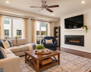 43386 Whitehead Terrace - Photo Thumbnail 2