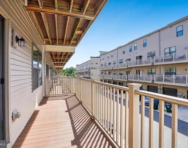 44834 Tiverton Square - Photo Thumbnail 16