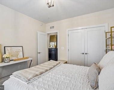 44834 Tiverton Square - Photo Thumbnail 13