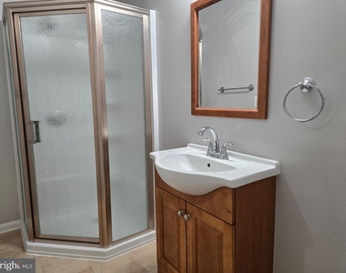 128 Hampshire Square Sw - Photo Thumbnail 14