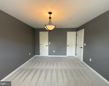 675 Constellation Square Se - Photo Thumbnail 18