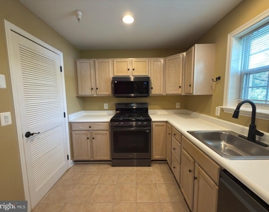 675 Constellation Square Se - Photo Thumbnail 10