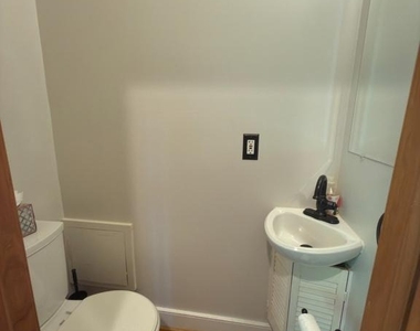 5 Mill Way - Photo Thumbnail 16