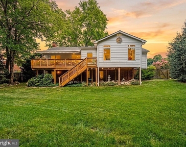 1320 Elsinore Avenue - Photo Thumbnail 1