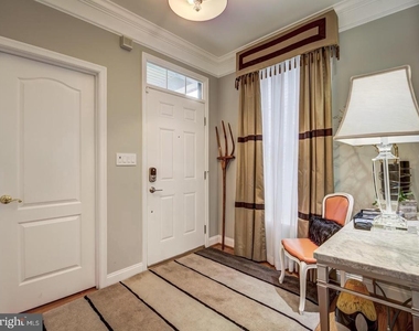 5672 Tower Hill Circle - Photo Thumbnail 4