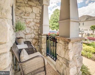 5672 Tower Hill Circle - Photo Thumbnail 3
