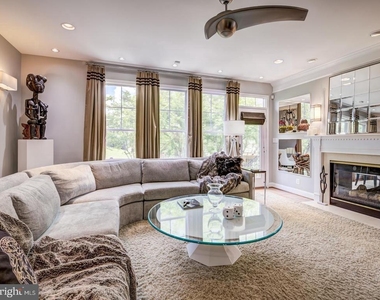 5672 Tower Hill Circle - Photo Thumbnail 16