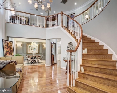 5672 Tower Hill Circle - Photo Thumbnail 9