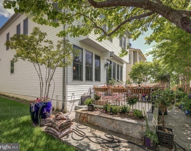 5672 Tower Hill Circle - Photo Thumbnail 38