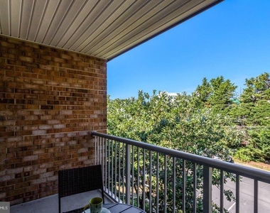 2909 Charing Cross Road - Photo Thumbnail 26