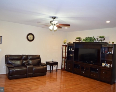 3791 Louise Avenue - Photo Thumbnail 11
