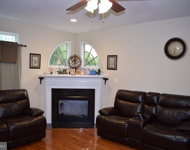 3791 Louise Avenue - Photo Thumbnail 7