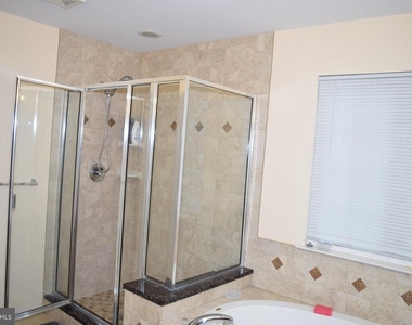 3791 Louise Avenue - Photo Thumbnail 53
