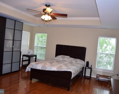 3791 Louise Avenue - Photo Thumbnail 66