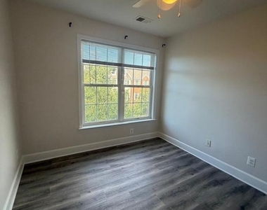 2511 Bronze Stone Place - Photo Thumbnail 39