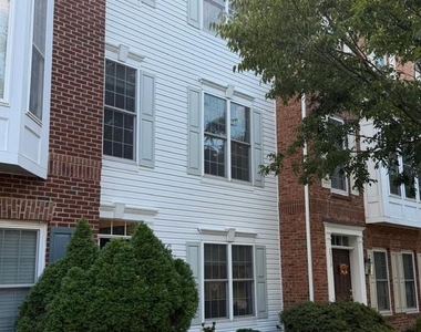 2511 Bronze Stone Place - Photo Thumbnail 2