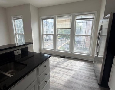 2511 Bronze Stone Place - Photo Thumbnail 15