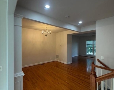 2511 Bronze Stone Place - Photo Thumbnail 17