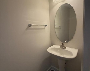 2511 Bronze Stone Place - Photo Thumbnail 33