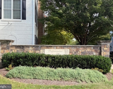 2511 Bronze Stone Place - Photo Thumbnail 54