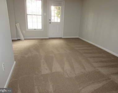 1663 Poplar Grove Drive - Photo Thumbnail 3