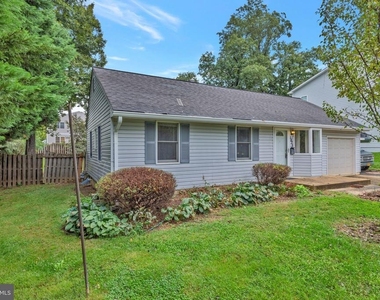 1925 Storm Drive - Photo Thumbnail 13