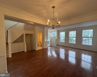 2590 Logan Wood Drive - Photo Thumbnail 5