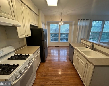 2590 Logan Wood Drive - Photo Thumbnail 14